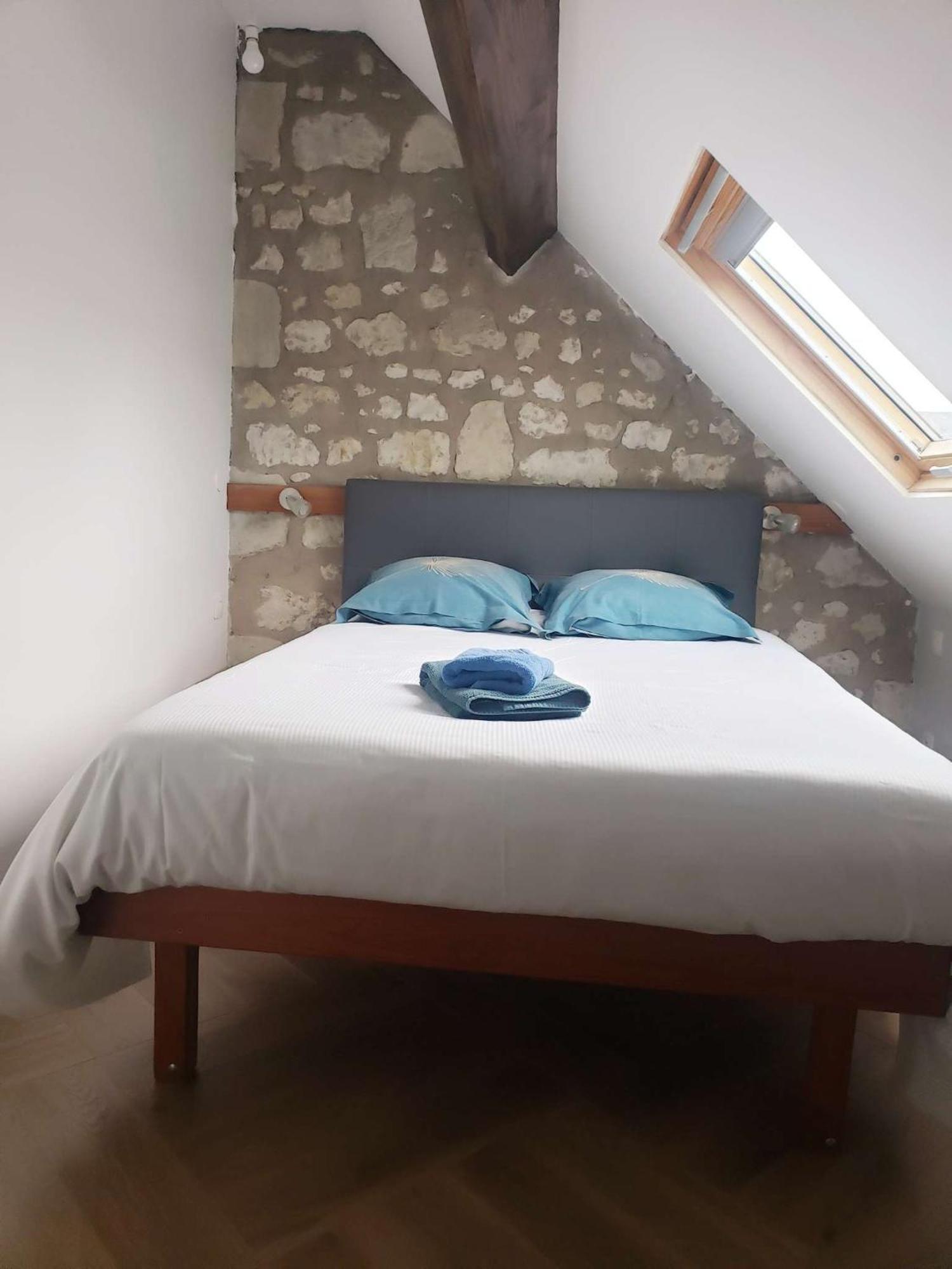 Gites Les Volets Rouges D'Allonnes Allonnes  Quarto foto